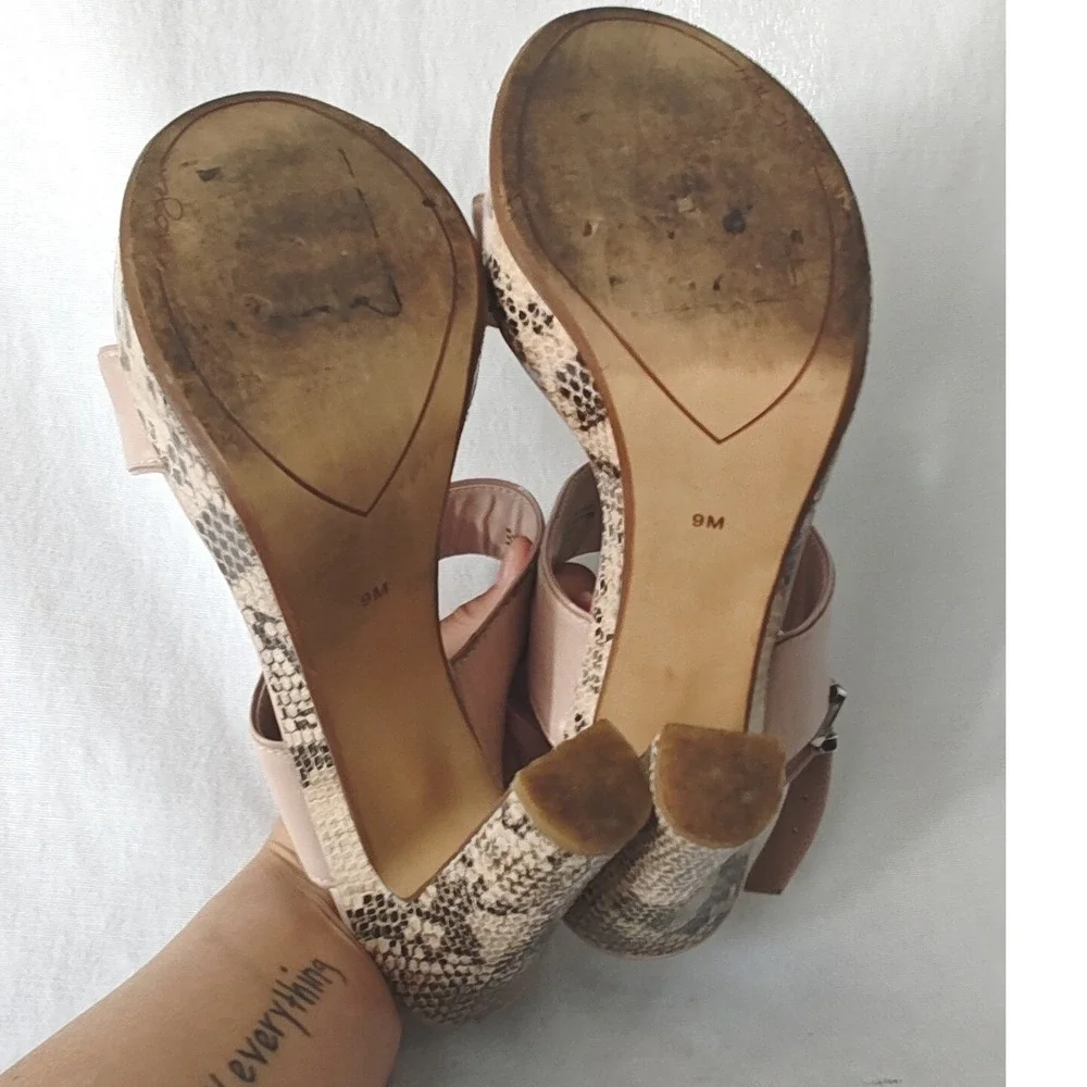 Halogen Platform Sandals Beige blush Snakeskin Embossed Block Heel platform 9